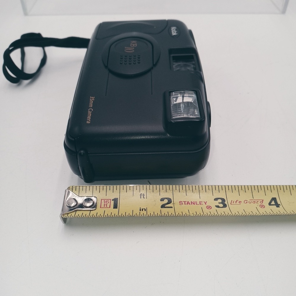 Kodak KB10 Point & Shoot Compact Film Camera 35mm Powers Up With Carrying Case - Picture 13 of 16